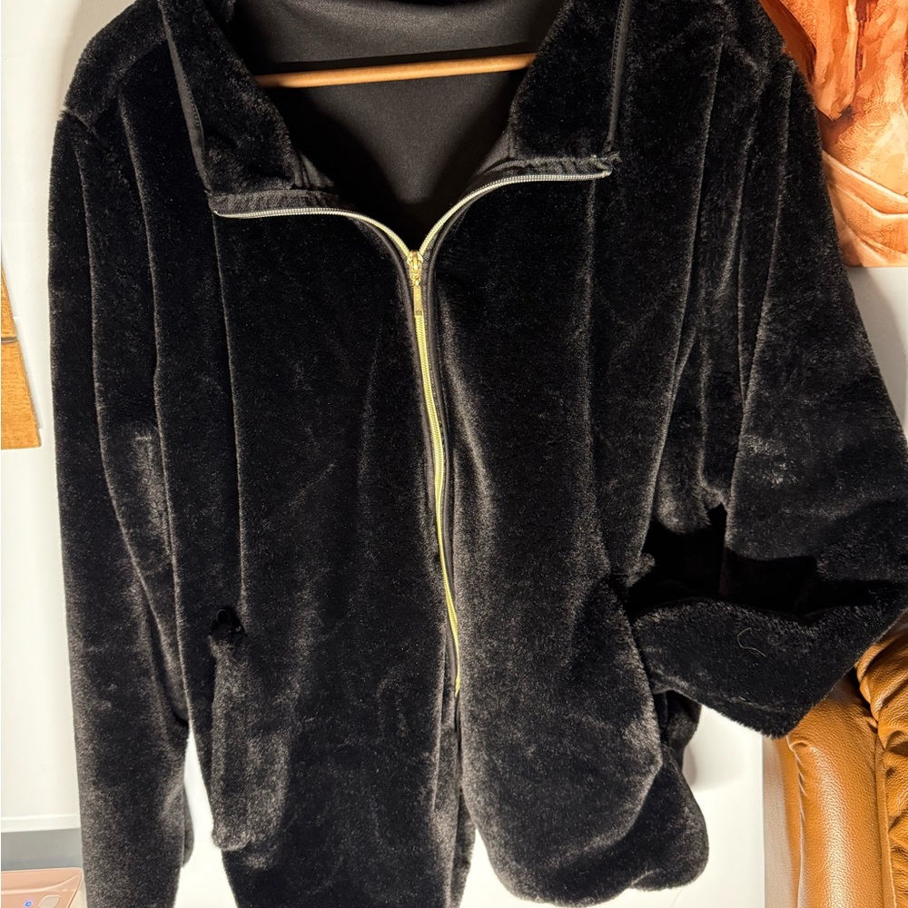 Black Faux Fur Women's Jacket